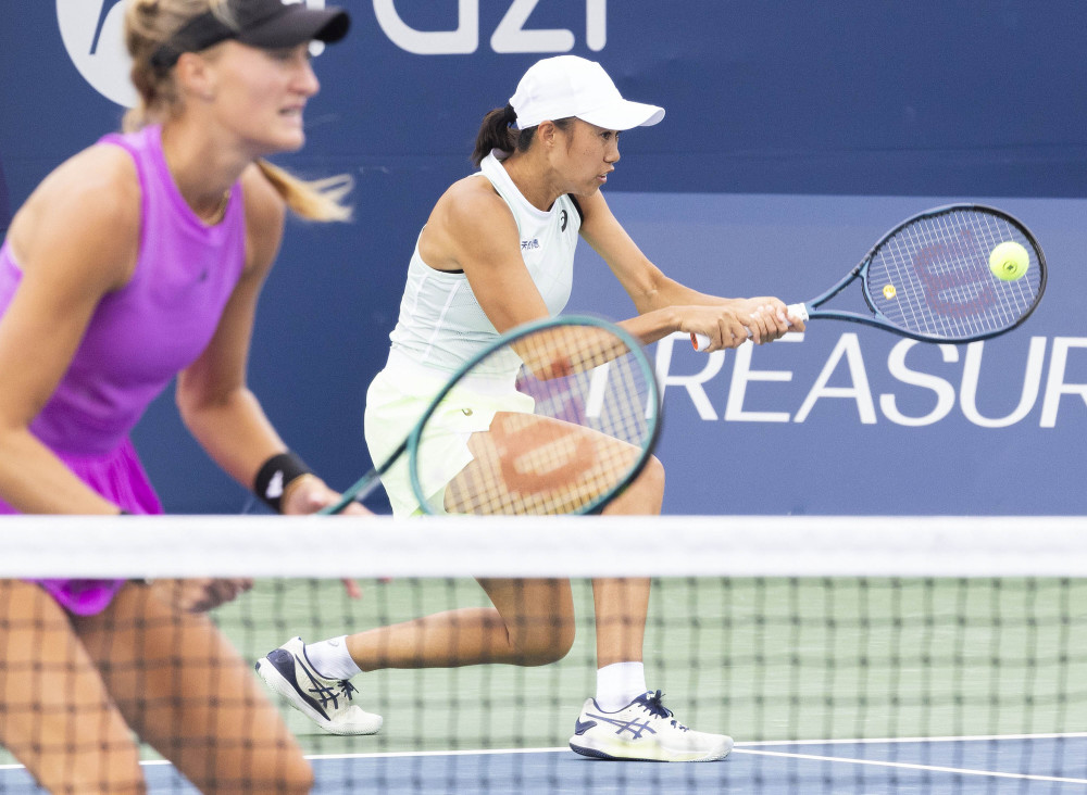 随着郑钦文 随着郑钦文