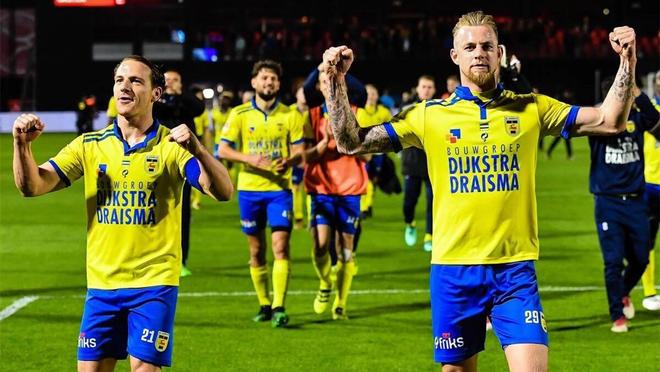 强队置于 强队置于